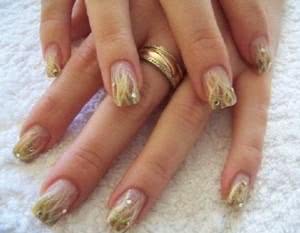 unhas-para-festas-decoradas-300x233